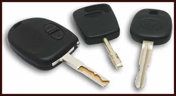Auburndale Locksmith Service Auburndale, MA 617-826-6187 - 11-60-remote-key