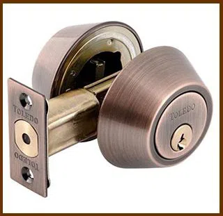 Auburndale Locksmith Service Auburndale, MA 617-826-6187 - 17-60-deadbolt-lock