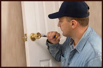 Auburndale Locksmith Service Auburndale, MA 617-826-6187 - 3-60-residential